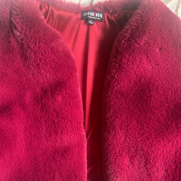 Faux fur crop jacket - Picture 2 of 3